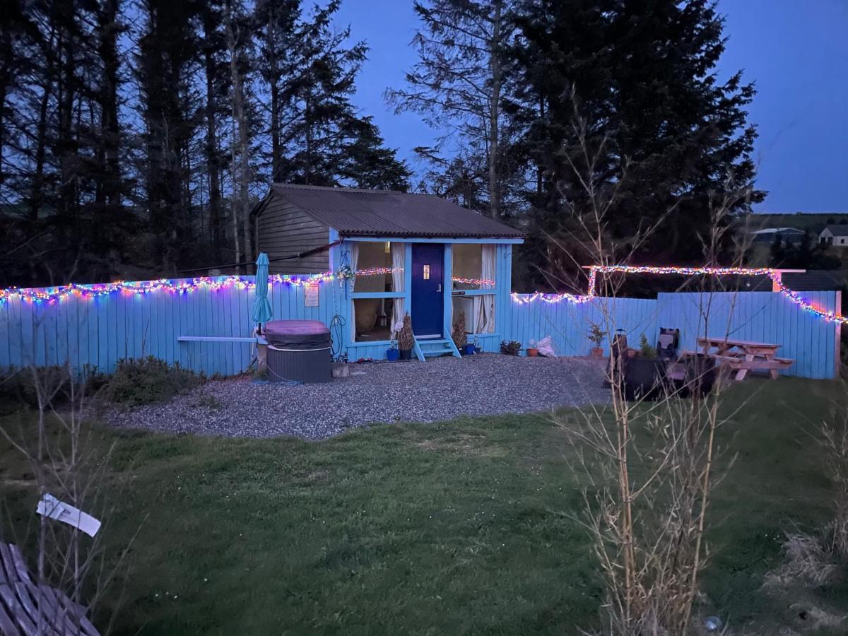 Bankhead Accommodation With Hot Tub Aberdeenshire Gamrie Bagian luar foto